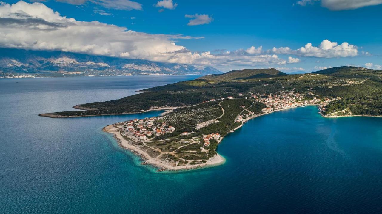 Apartman Andrej Povlja  Buitenkant foto